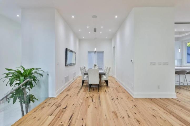 Executive Room In Toronto Next To Yorkdale Shopping Centre Dış mekan fotoğraf